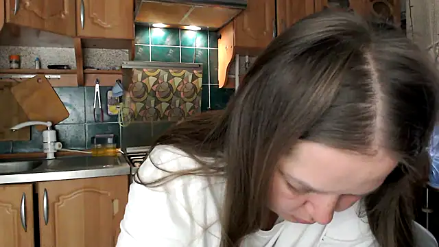 uliastar online show from 19, 10, 2025