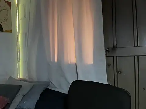 Snapshot of Samy-Candy chatting on 20, 2, 2025 Samy-Candy online show from 20, 2, 2025
