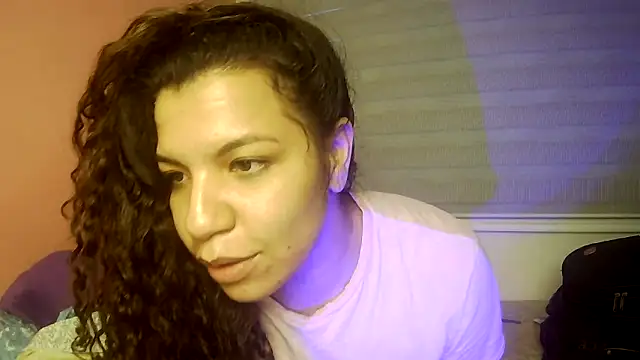 Snapshot of gatubelahot chatting on 21, 4, 2026 gatubelahot online show from 21, 4, 2026