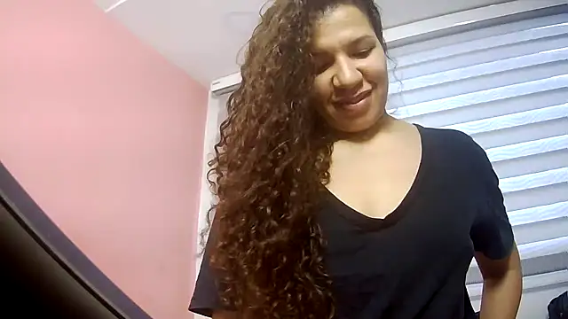 Snapshot of gatubelahot chatting on 3, 5, 2026 gatubelahot online show from 3, 5, 2026