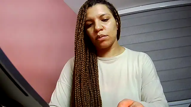 Snapshot of gatubelahot chatting on 5, 7, 2026 gatubelahot online show from 5, 7, 2026