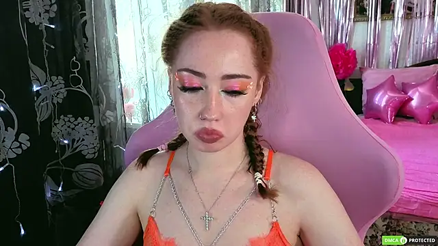 Snapshot of TinaBrook chatting on 17, 6, 2026 TinaBrook online show from 17, 6, 2026
