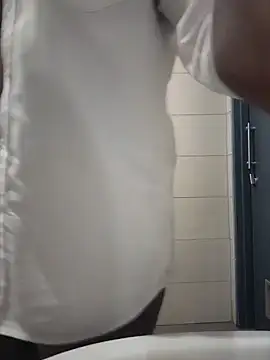 Snapshot of douksm chatting on 11, 12, 2024 douksm online show from 11, 12, 2024