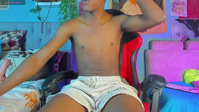 Snapshot of patrick__evans chatting on 2, 12, 2025 patrick evans online show from 2, 12, 2025