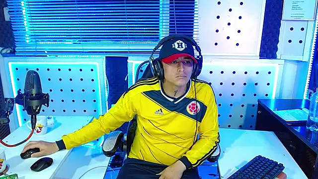 Darko0717 online show from 19, 11, 2025