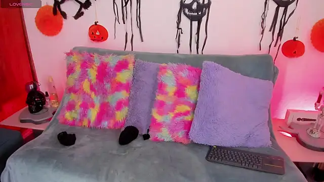 Cata green online show from 6, 10, 2025