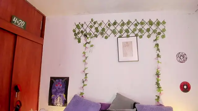 Cata green online show from 25, 11, 2025