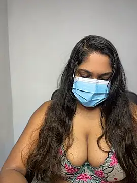 Snapshot of Black_Beauty997 chatting on 24, 4, 2026 Black Beauty997 online show from 24, 4, 2026