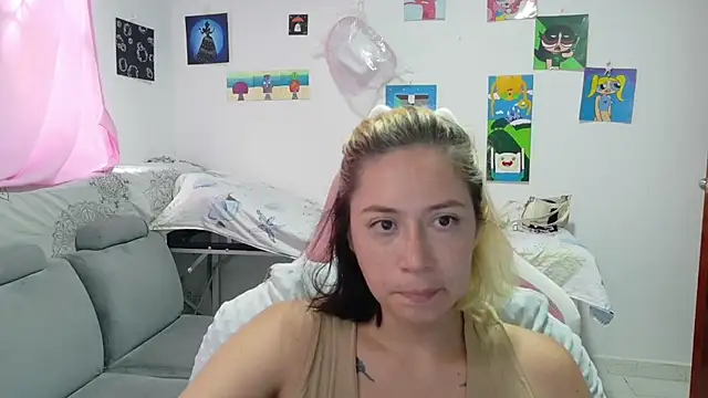 Snapshot of MommyMiaWs chatting on 27, 4, 2026 MommyMiaWs online show from 27, 4, 2026