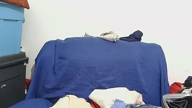 sluttylaura21 online show from 17, 11, 2025