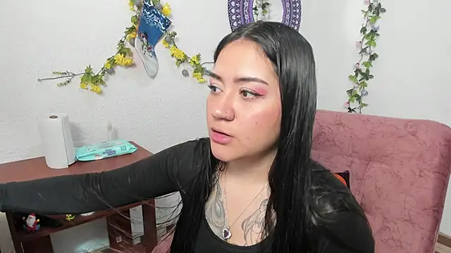 Snapshot of Hanna_moore1 chatting on 14, 12, 2024 Hanna moore1 online show from 14, 12, 2024