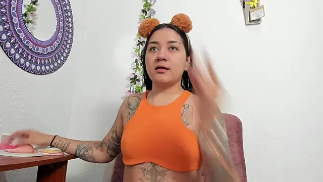 Snapshot of Hanna_moore1 chatting on 16, 1, 2025 Hanna moore1 online show from 16, 1, 2025