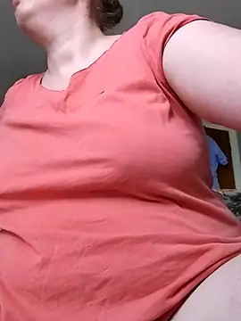 Snapshot of xxSexyBushLinnxx chatting on 3, 5, 2026 xxSexyBushLinnxx online show from 3, 5, 2026