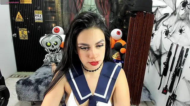 criss 21  online show from 4, 11, 2025