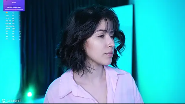 anniehillofficial online show from 5, 3, 2025