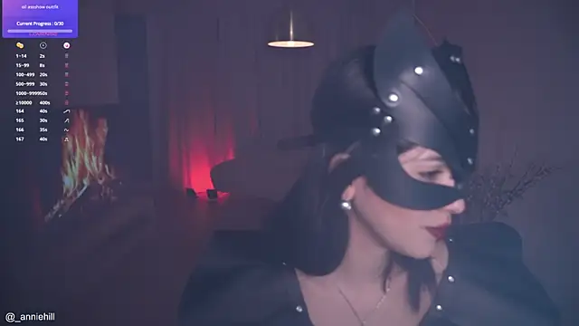 anniehillofficial online show from 20, 9, 2025