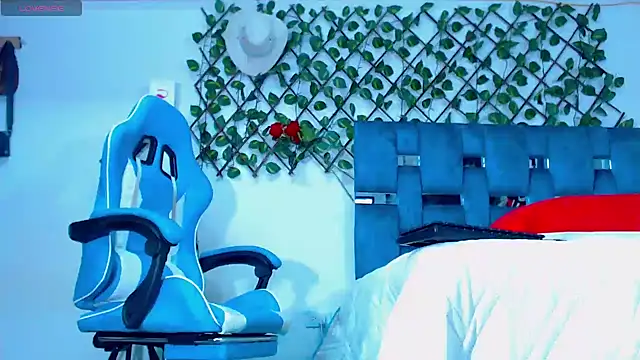 Snapshot of Hakim_prettynigg chatting on 1, 12, 2024 Hakim prettynigg online show from 1, 12, 2024