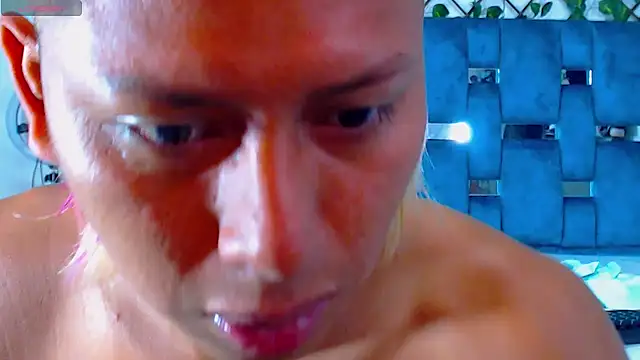 Snapshot of Hakim_prettynigg chatting on 15, 12, 2024 Hakim prettynigg online show from 15, 12, 2024