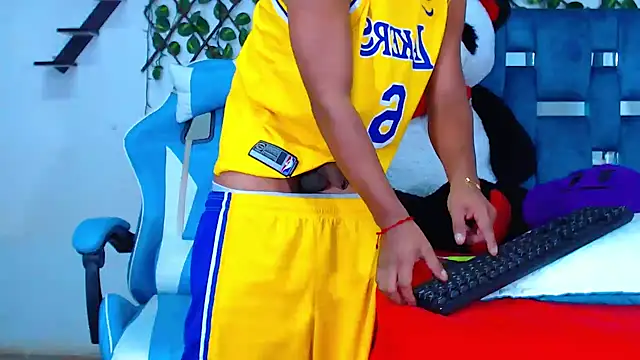 Snapshot of Hakim_prettynigg chatting on 25, 10, 2025 Hakim prettynigg online show from 25, 10, 2025