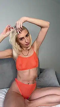 Snapshot of Mia_Roxie chatting on 19, 3, 2026 Mia Roxie online show from 19, 3, 2026