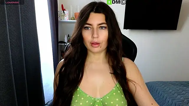 Snapshot of gracedorce chatting on 17, 2, 2025 gracedorce online show from 17, 2, 2025