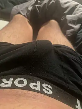 Snapshot of spritzerboy23 chatting on 17, 12, 2025 spritzerboy23 online show from 17, 12, 2025