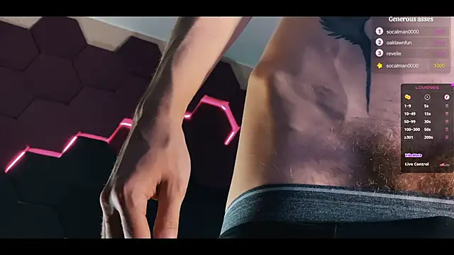 Snapshot of TechnoJesus chatting on 5, 1, 2025 TechnoJesus online show from 5, 1, 2025