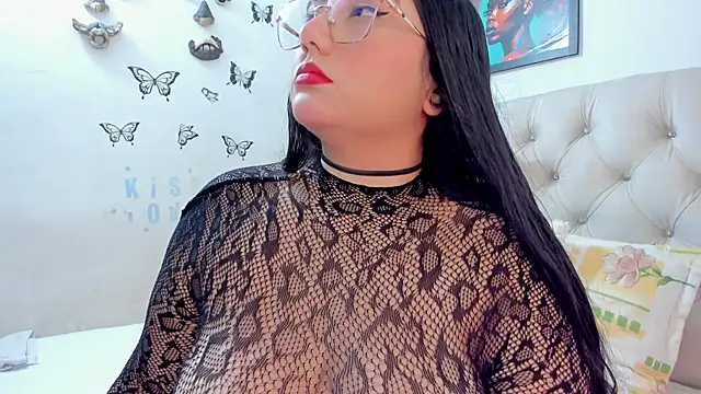 Snapshot of NayaWayne chatting on 17, 4, 2026 NayaWayne online show from 17, 4, 2026