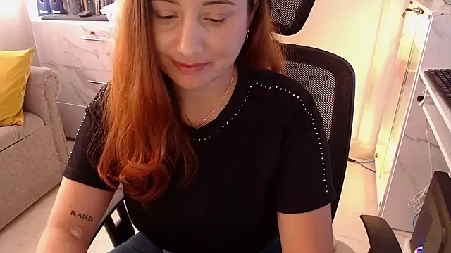 Snapshot of Angela_smile chatting on 14, 12, 2024 Angela smile online show from 14, 12, 2024
