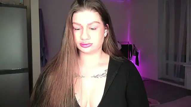 Snapshot of JuicyHelenX chatting on 22, 4, 2026 JuicyHelenX online show from 22, 4, 2026