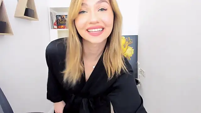 Snapshot of GracefulLook chatting on 24, 1, 2025 GracefulLook online show from 24, 1, 2025