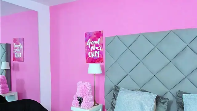 Snapshot of TaylorEvanss chatting on 18, 9, 2025 TaylorEvanss online show from 18, 9, 2025