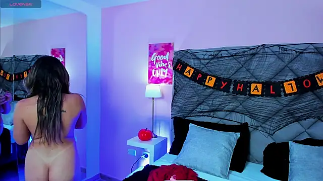 Snapshot of TaylorEvanss chatting on 2, 10, 2025 TaylorEvanss online show from 2, 10, 2025