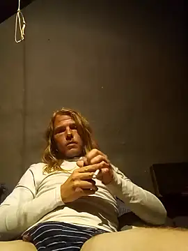 Snapshot of Salted_Playday chatting on 8, 1, 2025 Salted Playday online show from 8, 1, 2025