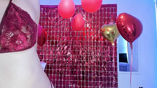 Estrella Duran online show from 18, 2, 2025