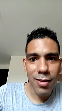 Snapshot of JohanyLatino chatting on 2, 4, 2026 JohanyLatino online show from 2, 4, 2026