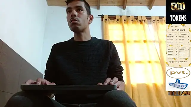 Snapshot of JohanyLatino chatting on 24, 4, 2026 JohanyLatino online show from 24, 4, 2026