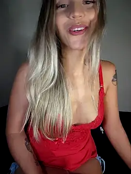 Snapshot of HannaFallow chatting on 23, 4, 2026 HannaFallow online show from 23, 4, 2026