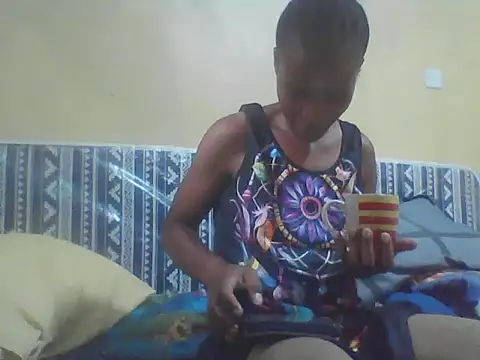 Smillie prety online show from 16, 4, 2026