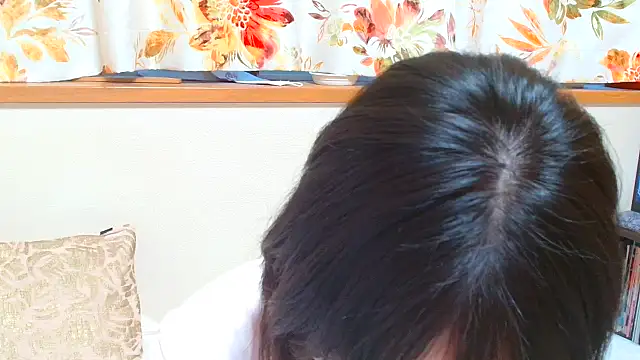 Snapshot of liliyRiSAcha-n chatting on 20, 10, 2025 liliyRiSAcha-n online show from 20, 10, 2025