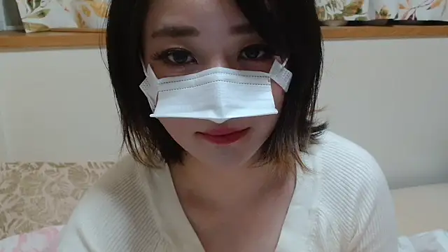 Snapshot of liliyRiSAcha-n chatting on 6, 11, 2025 liliyRiSAcha-n online show from 6, 11, 2025