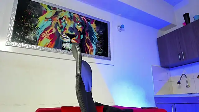 Snapshot of Fenty_XX chatting on 15, 12, 2024 Fenty XX online show from 15, 12, 2024