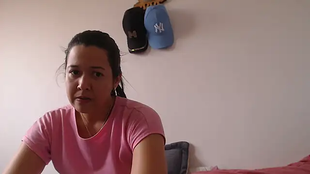 lady hot2xx online show from 20, 2, 2025