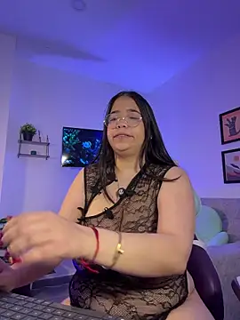 Snapshot of tati_reyess chatting on 15, 1, 2026 tati reyess online show from 15, 1, 2026