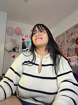 Snapshot of tati_reyess chatting on 15, 2, 2026 tati reyess online show from 15, 2, 2026