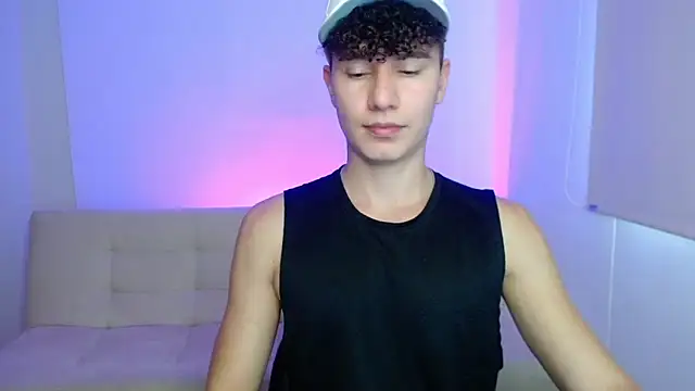 Snapshot of adrian_morelly chatting on 8, 3, 2026 adrian morelly online show from 8, 3, 2026