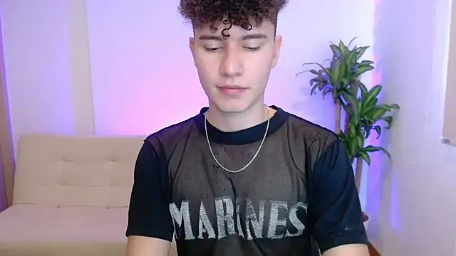 Snapshot of adrian_morelly chatting on 14, 3, 2026 adrian morelly online show from 14, 3, 2026