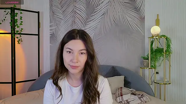 Marie Diaze online show from 30, 5, 2026