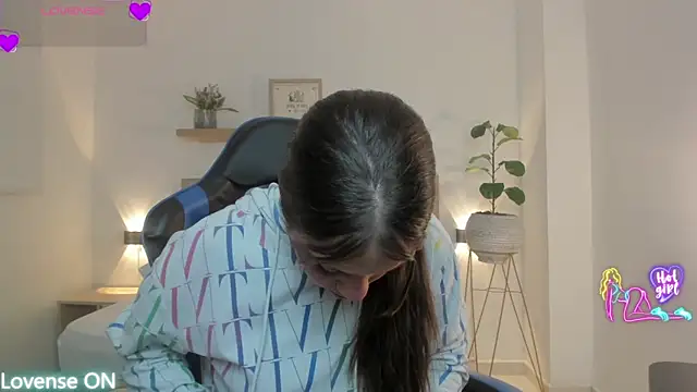 Snapshot of nataly_rodri chatting on 28, 3, 2026 nataly rodri online show from 28, 3, 2026