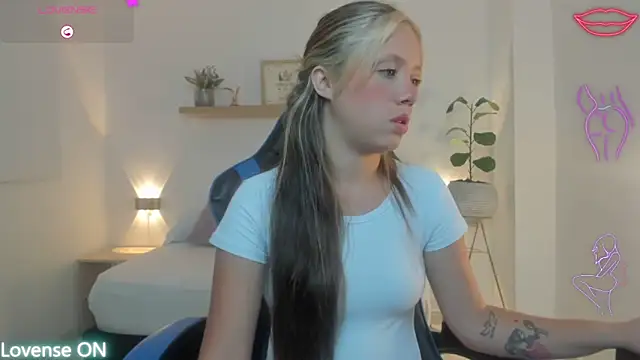 Snapshot of nataly_rodri chatting on 28, 4, 2026 nataly rodri online show from 28, 4, 2026